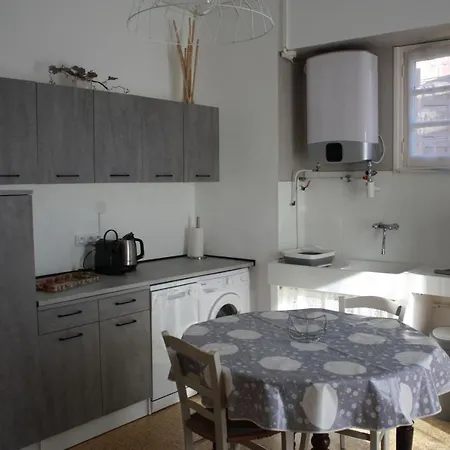 A Cardiccia Loc Saisonnieres بيانا