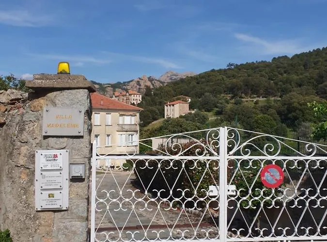 A Cardiccia Loc Saisonnières Appartement